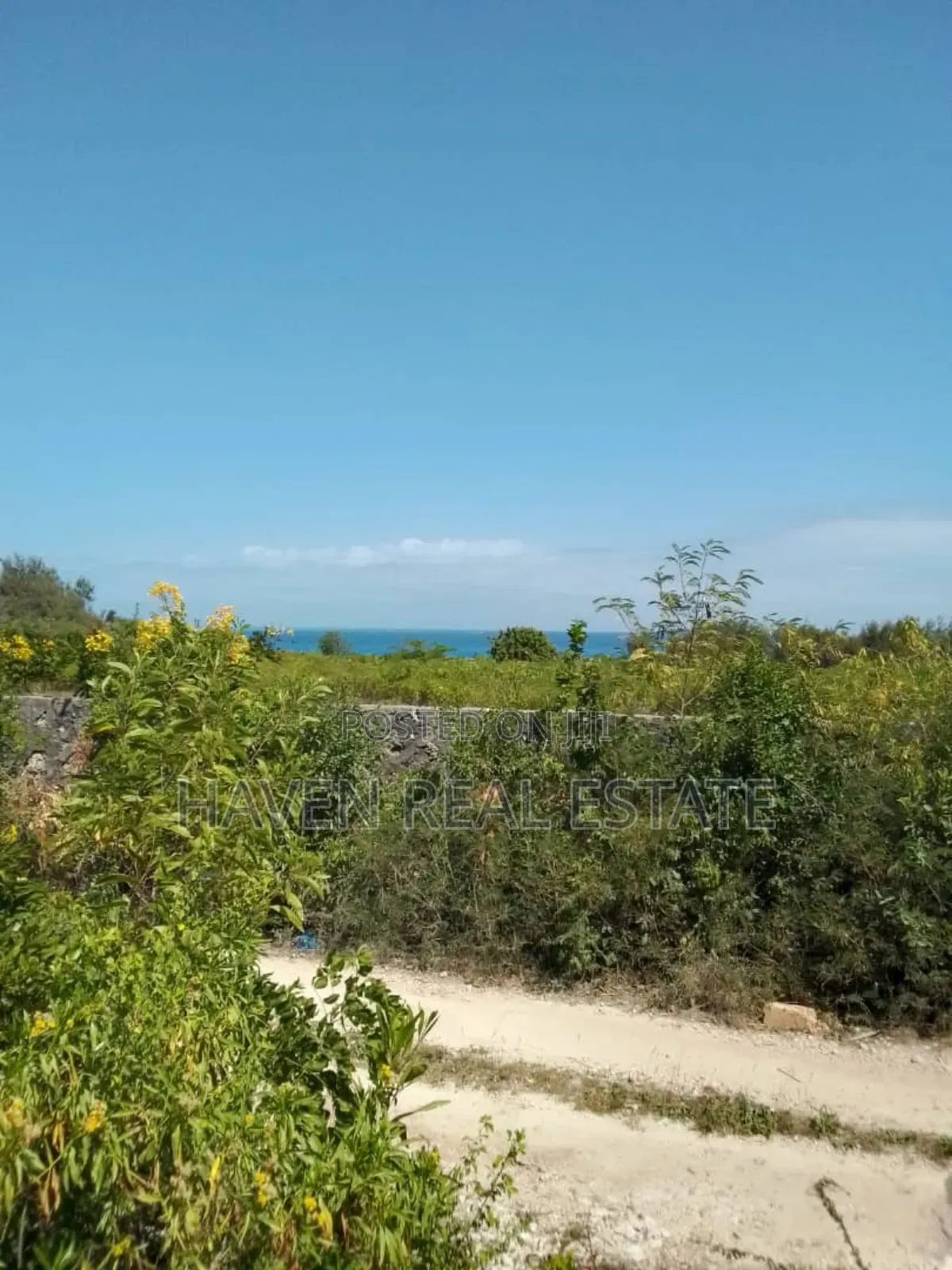 Second Beach Plot for Sale at Zanzibar