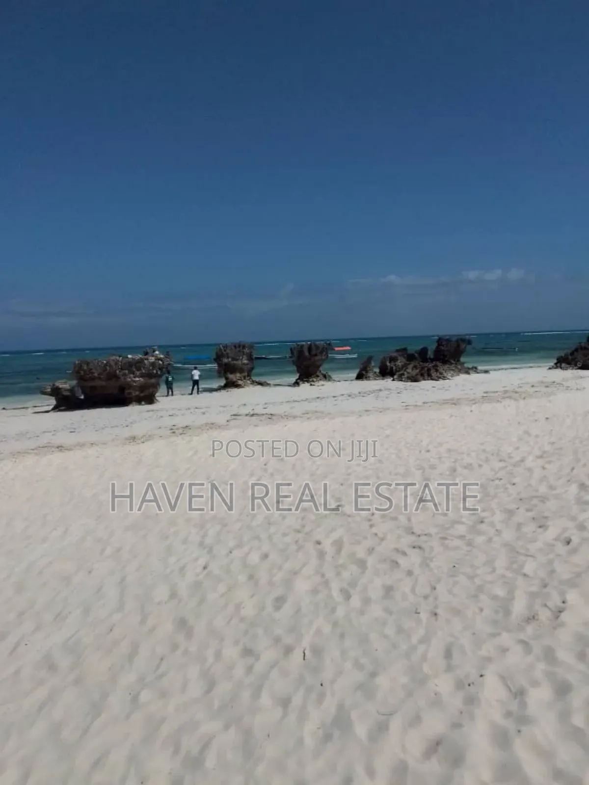 Second Beach Plot for Sale at Zanzibar