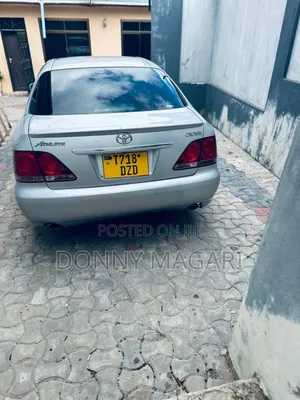 Toyota Crown 2006 Silver