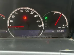 Toyota Crown 2006 Silver