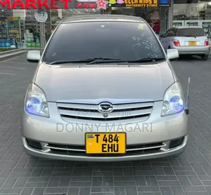 Toyota Corolla Spacio 1.5 X 2004 Silver