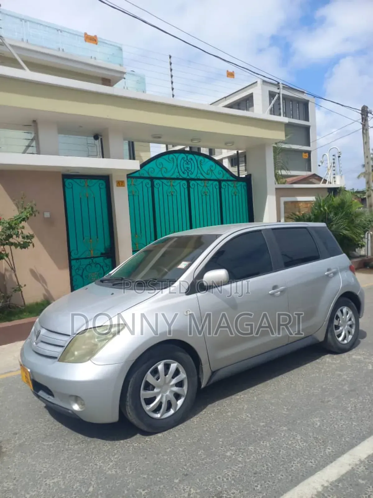 Toyota IST 2003 Silver