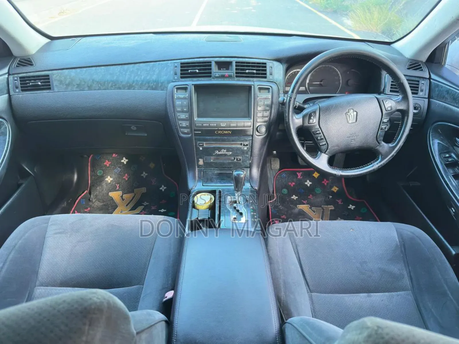 Toyota Crown 2006 White