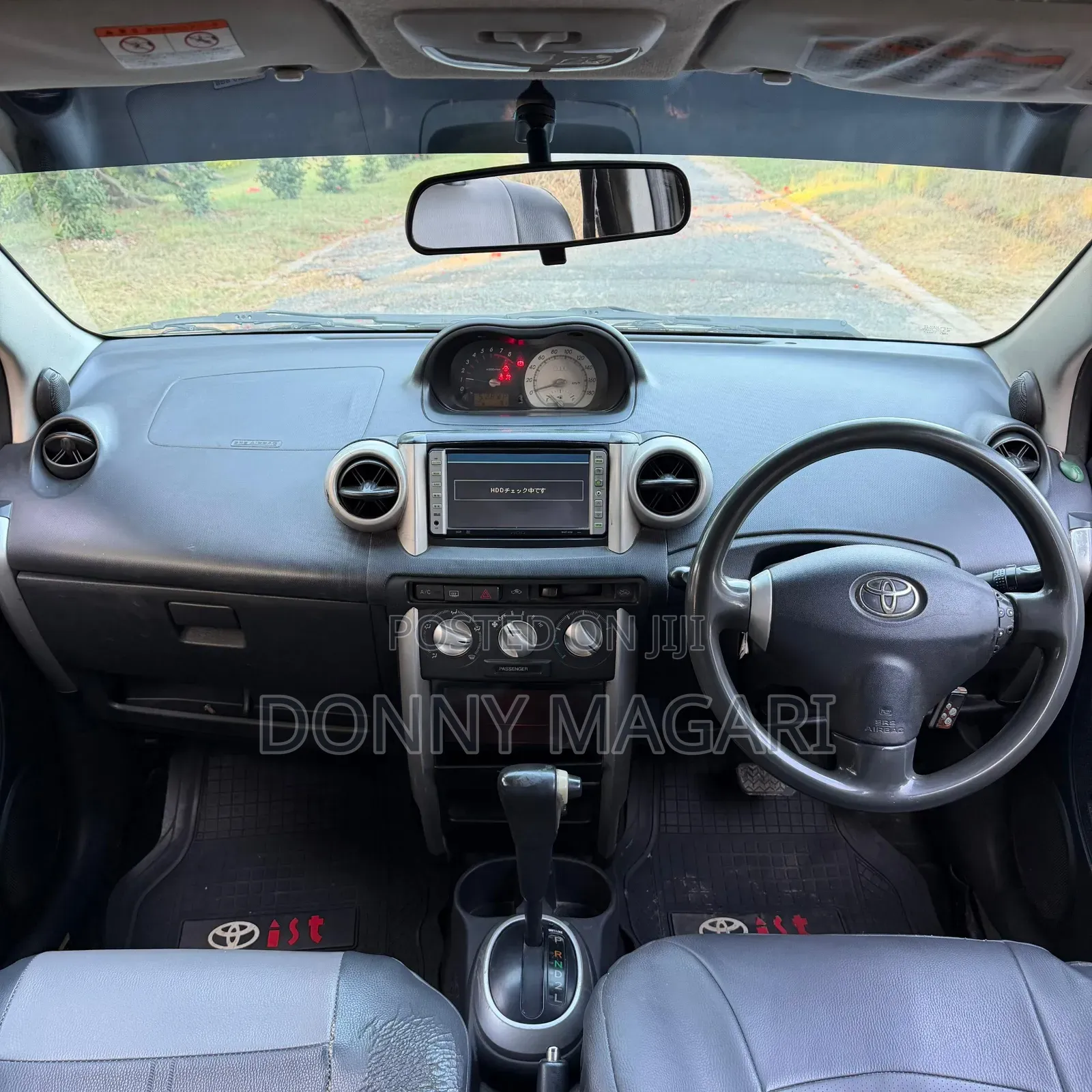 Toyota IST 2004 Gold