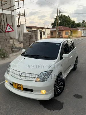 Toyota IST 2004 Pearl