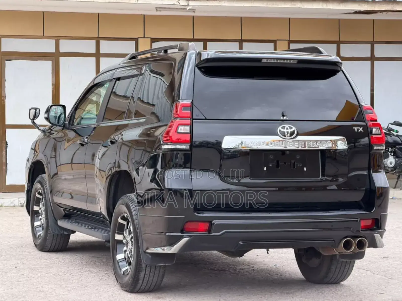 Toyota Land Cruiser Prado 2.7 2021 Black
