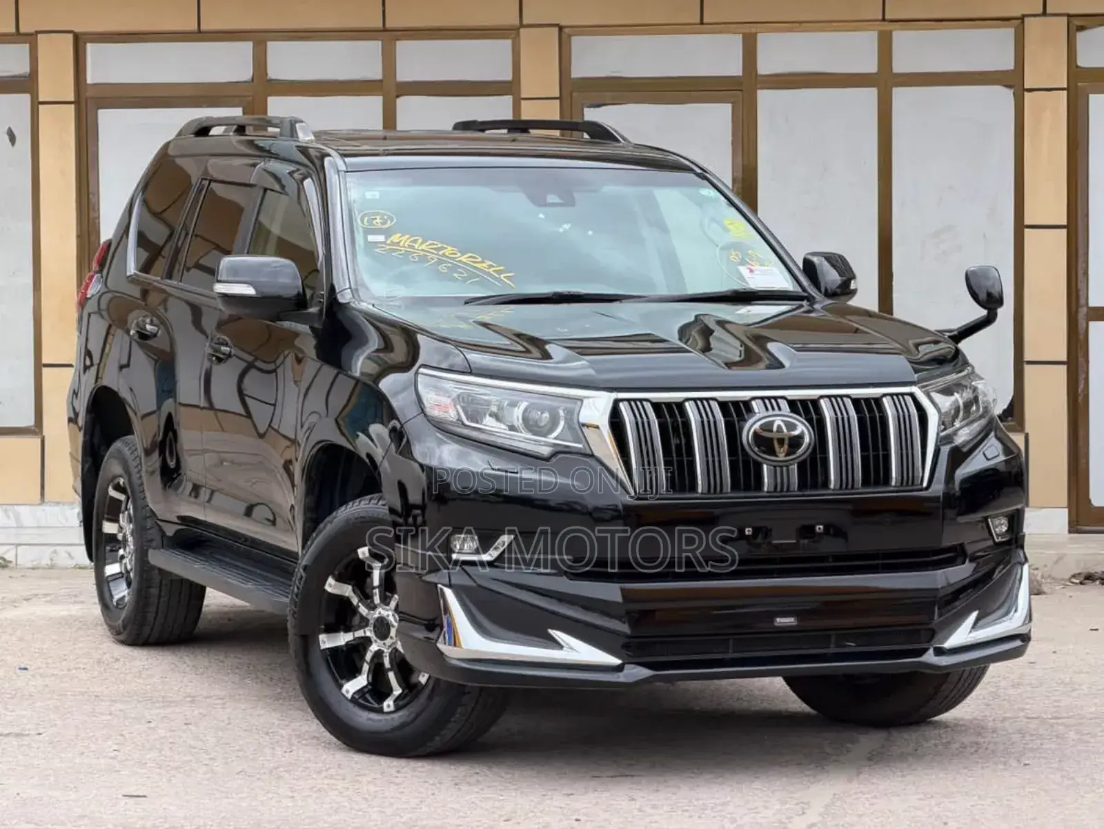 Toyota Land Cruiser Prado 2.7 2021 Black
