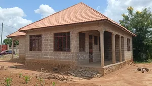 4bdrm House in Buswelu for sale
