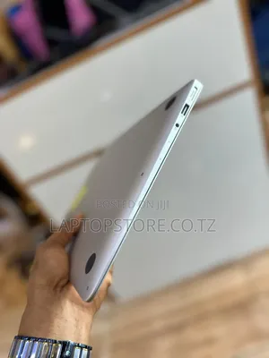 Laptop Apple MacBook Air 2017 8GB Intel Core i5 SSD 128GB