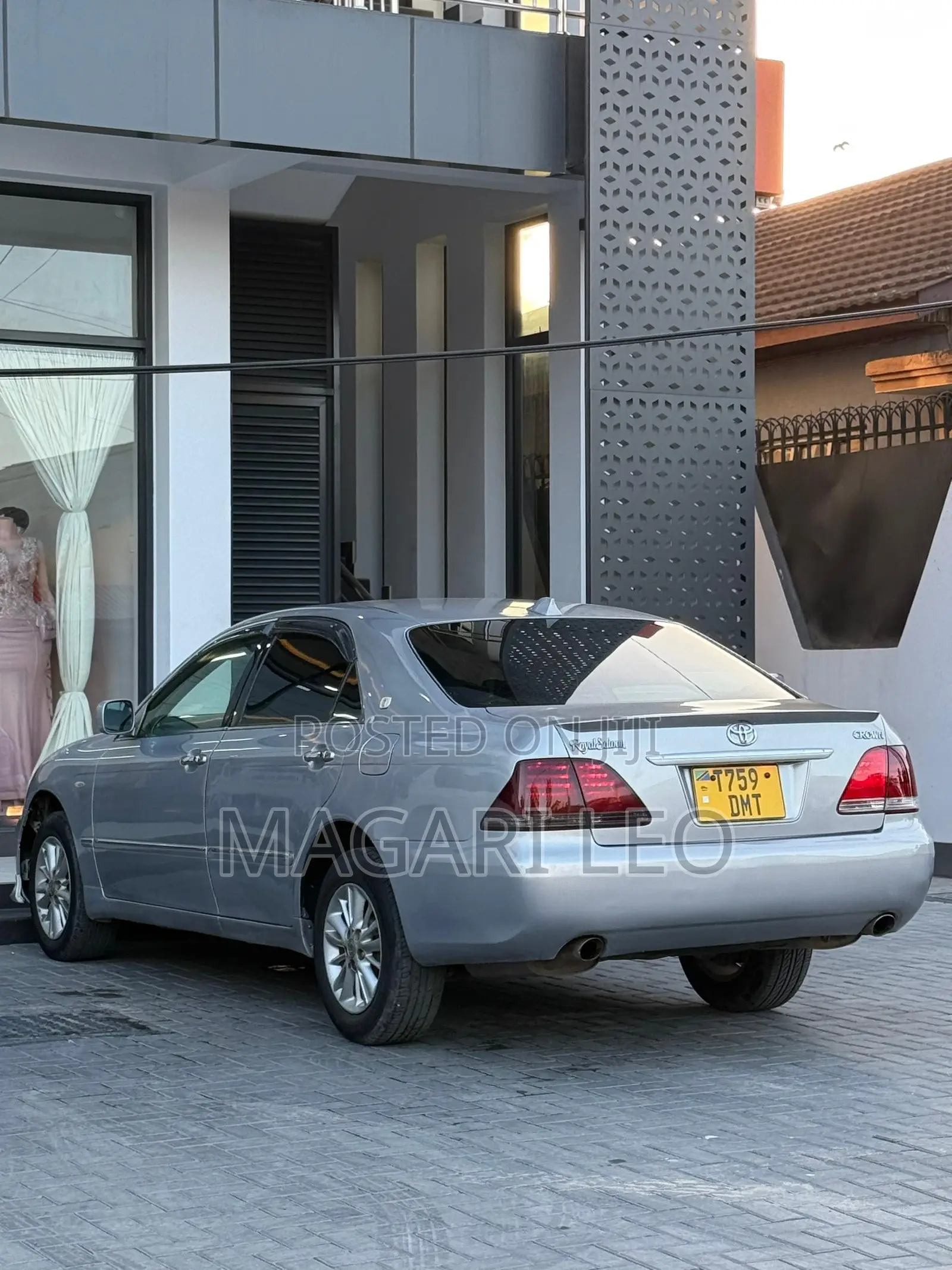 Toyota Crown Royale 2005 Silver