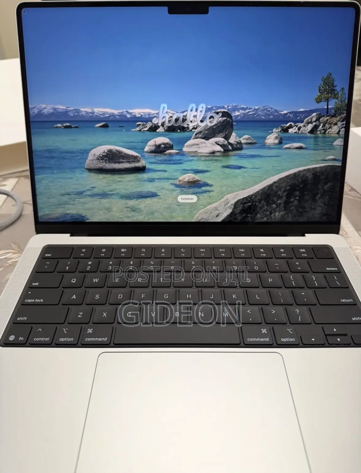 New Laptop Apple Macbook Pro 2025 M5 14-Inch 24GB Apple M5 SSD 1T