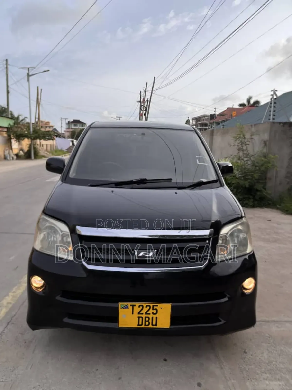 Toyota Noah 2.0 AWD (8 Seater) 2005 Black