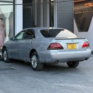 Toyota Crown Royale 2005 Silver