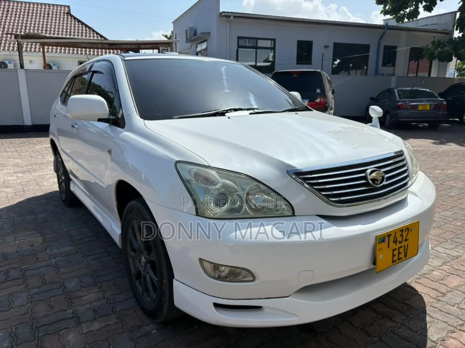 Toyota Harrier 2.4 2005 White