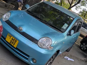 Toyota Sienta 1.5 AWD 2006 Blue
