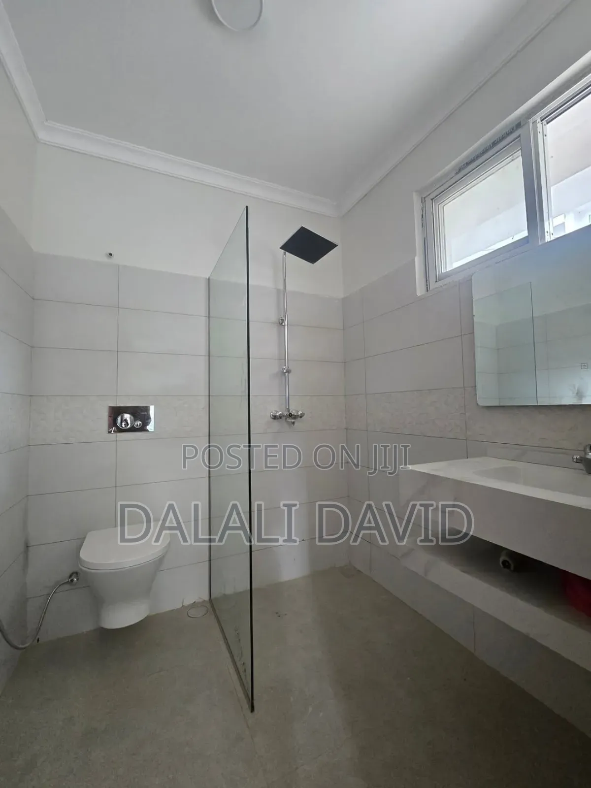 5bdrm Bungalow in Oysterbay for rent