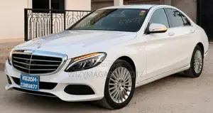 Mercedes-Benz C200 2015 Off white