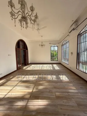 4bdrm Villa in Oysterbay for rent