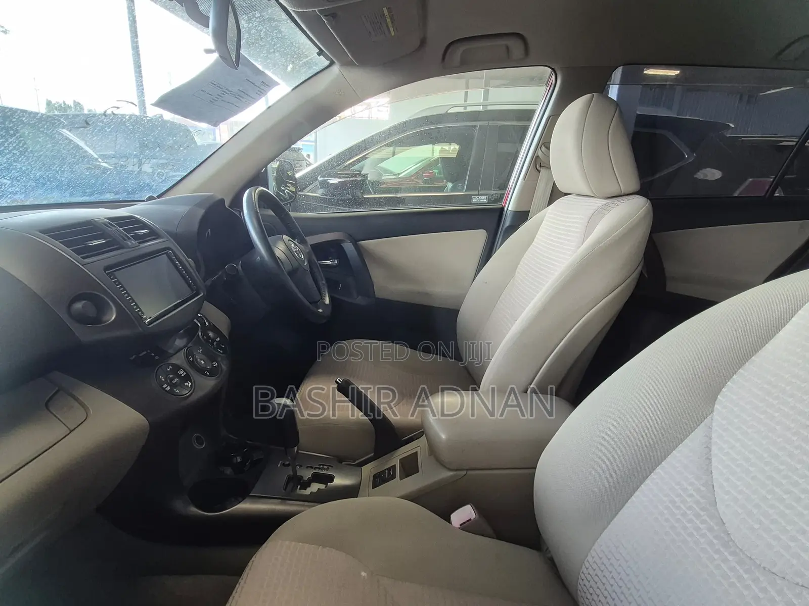 Toyota Vanguard 2008 Red