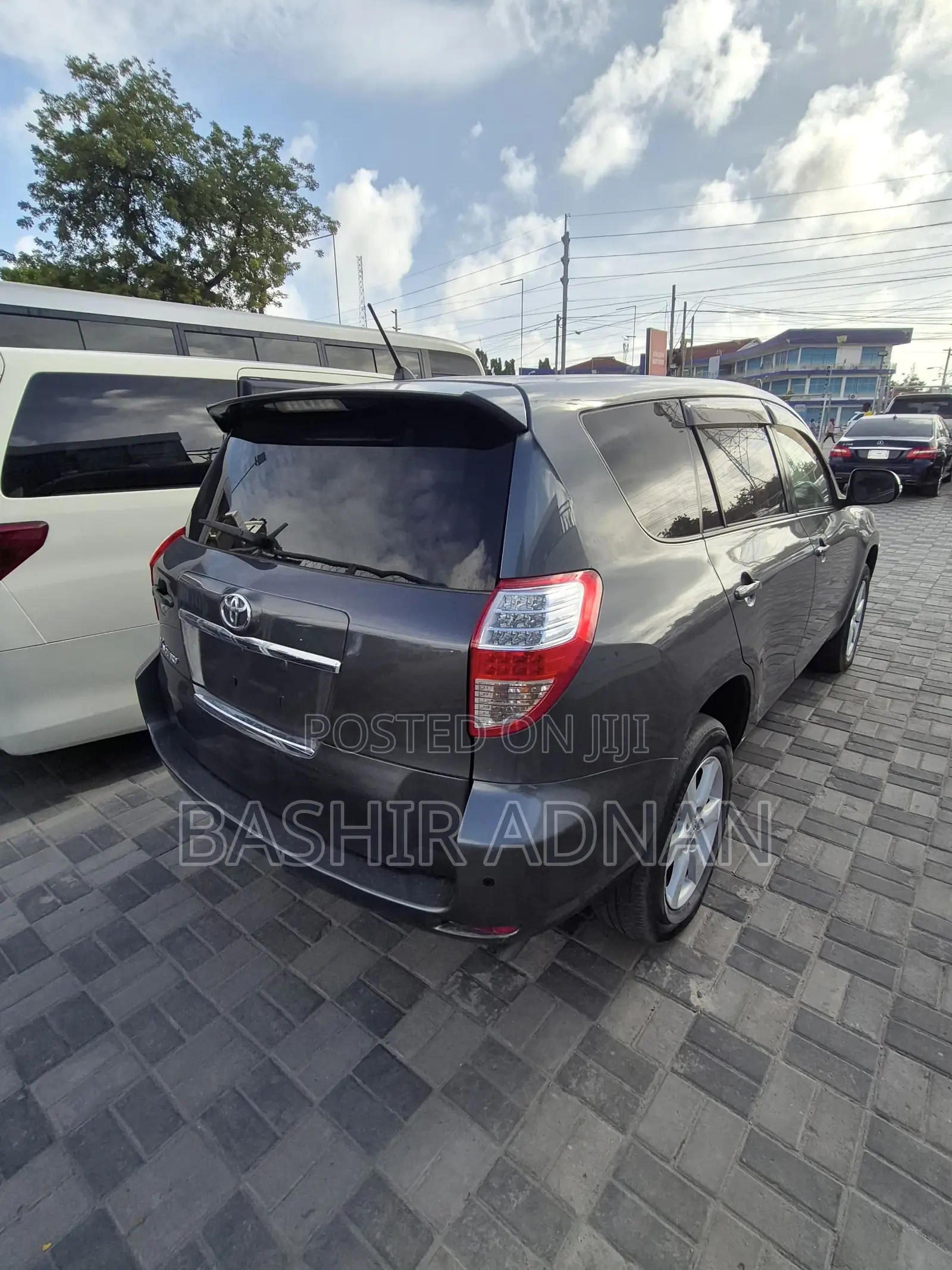 Toyota Vanguard 2009 Gray