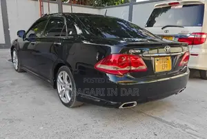 Toyota Crown 2009 Black