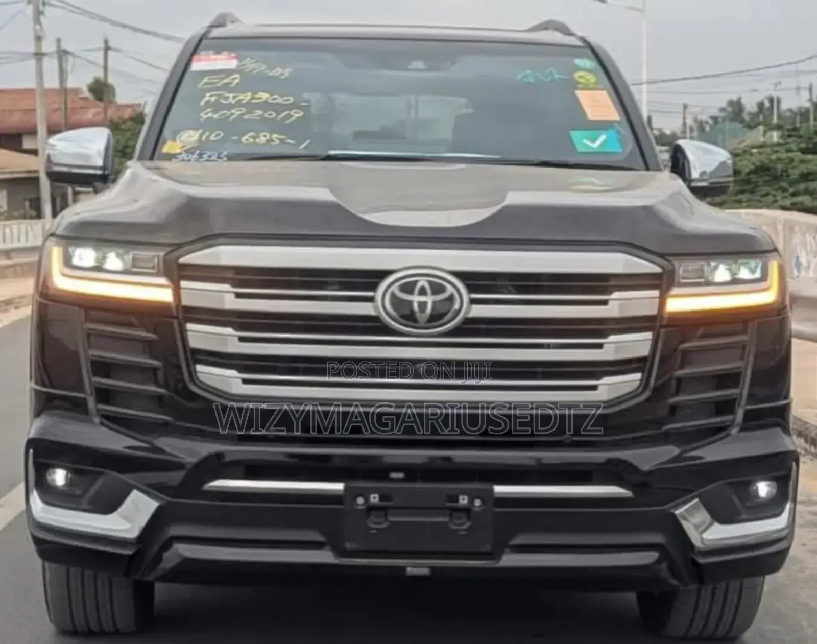 New Toyota Land Cruiser LC300 2024 Black