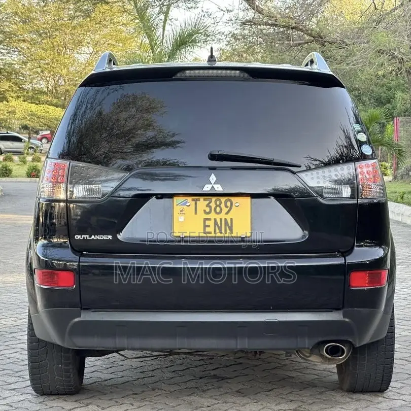 Mitsubishi Outlander 2009 Black