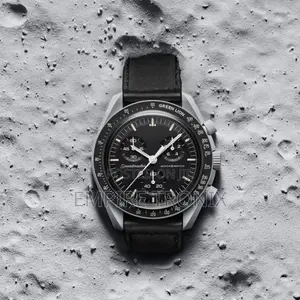 Green Lion Moon Smart Watch