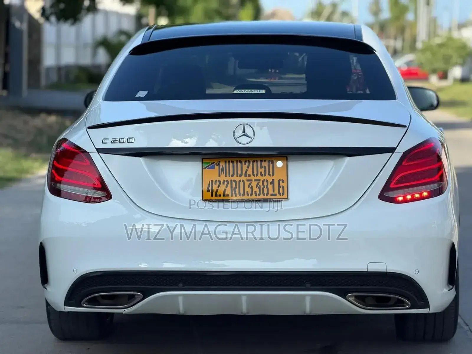 Mercedes-Benz C200 2014 Off white