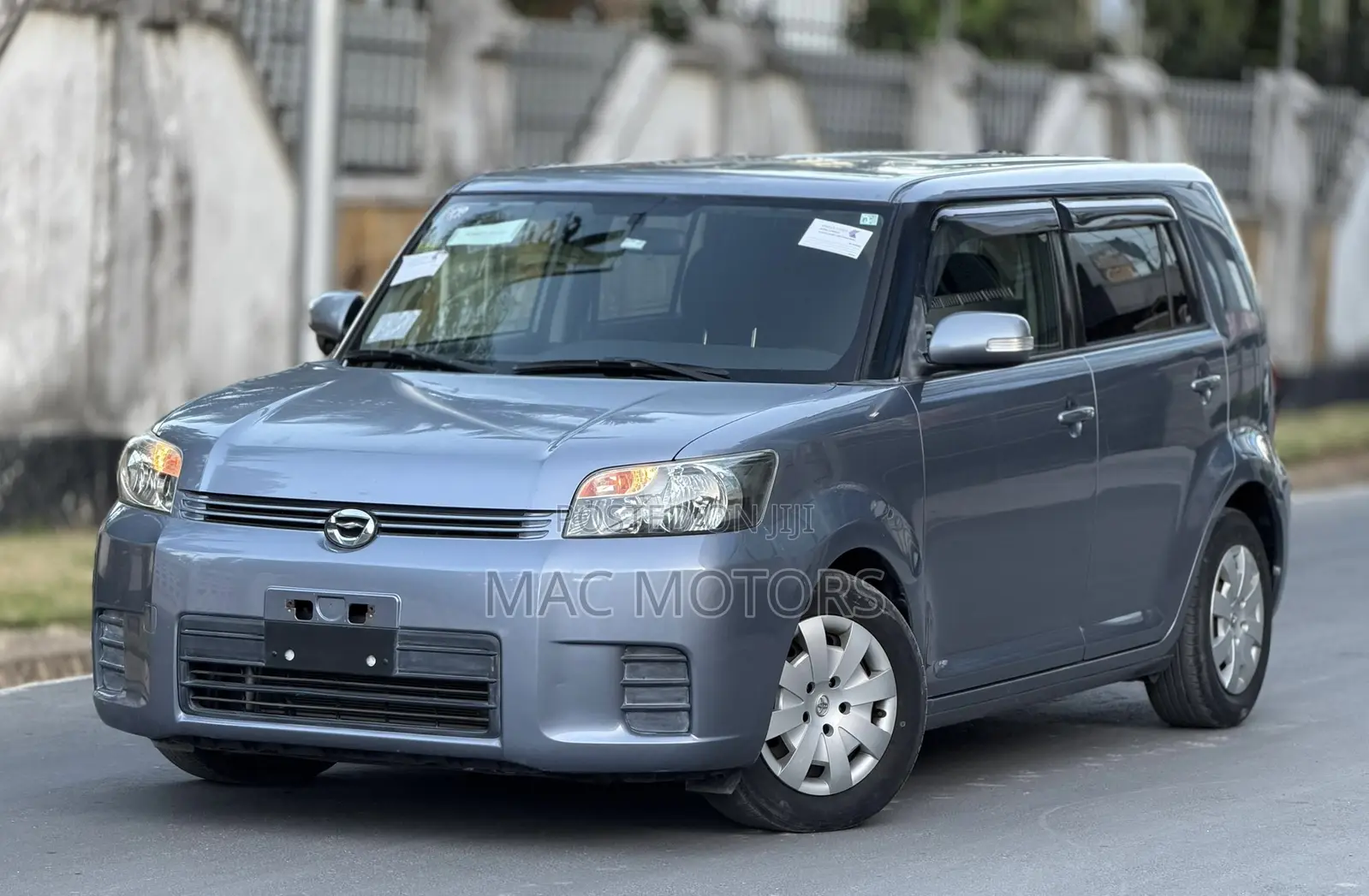 Toyota Corolla Rumion 2009 Gray