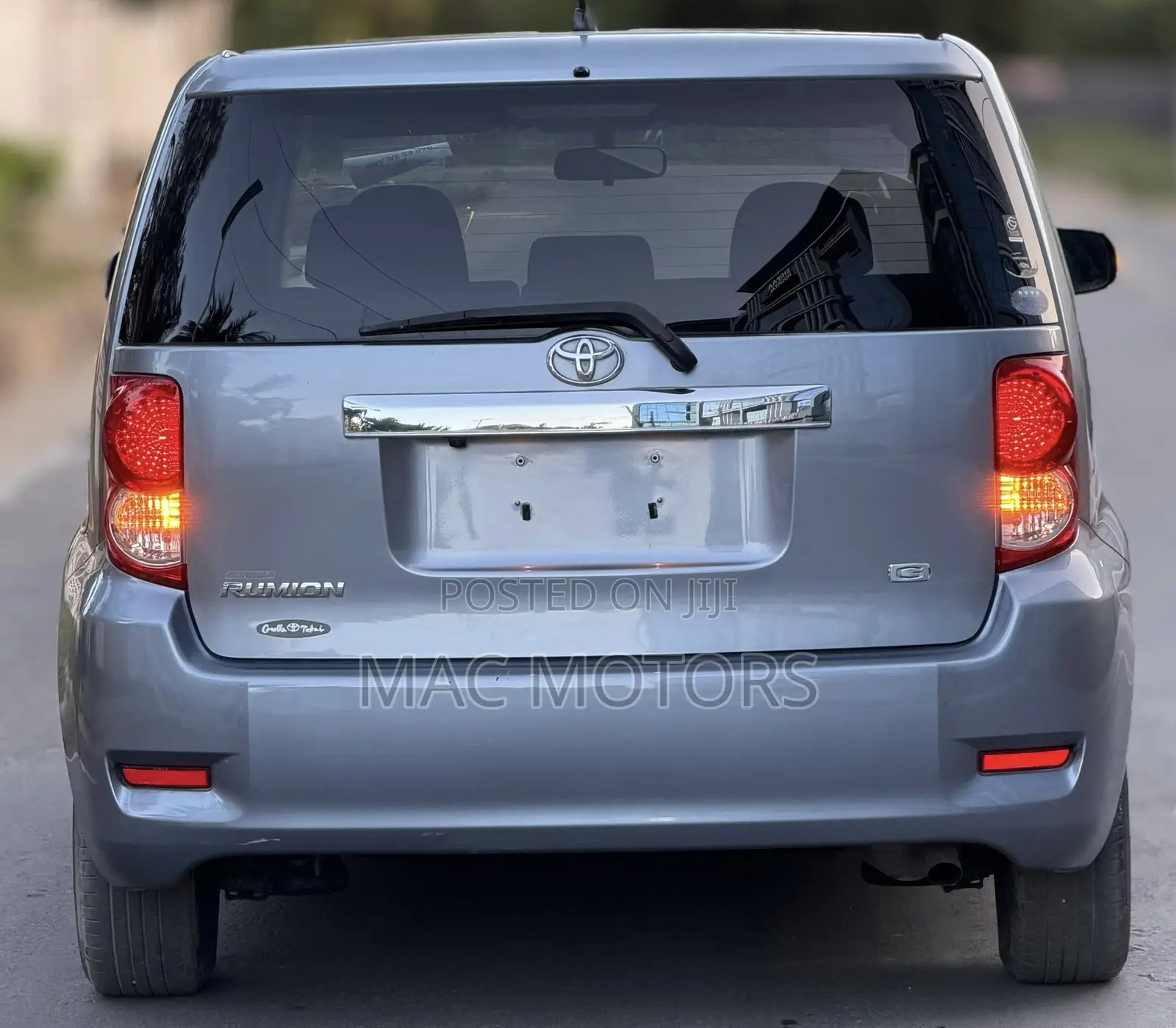 Toyota Corolla Rumion 2009 Gray