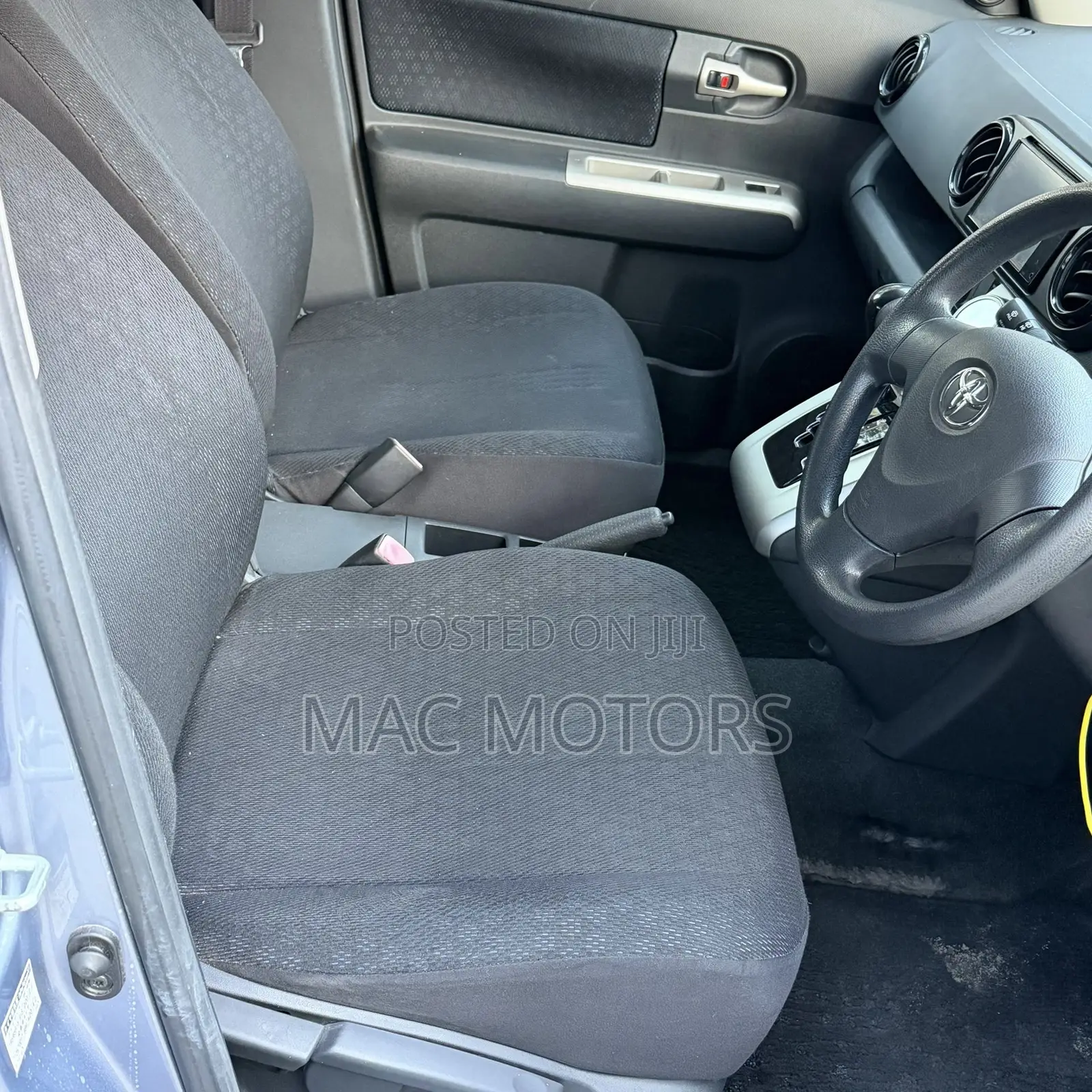 Toyota Corolla Rumion 2009 Gray