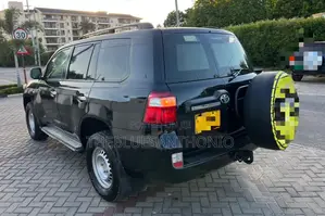 Toyota Land Cruiser 2013 Black