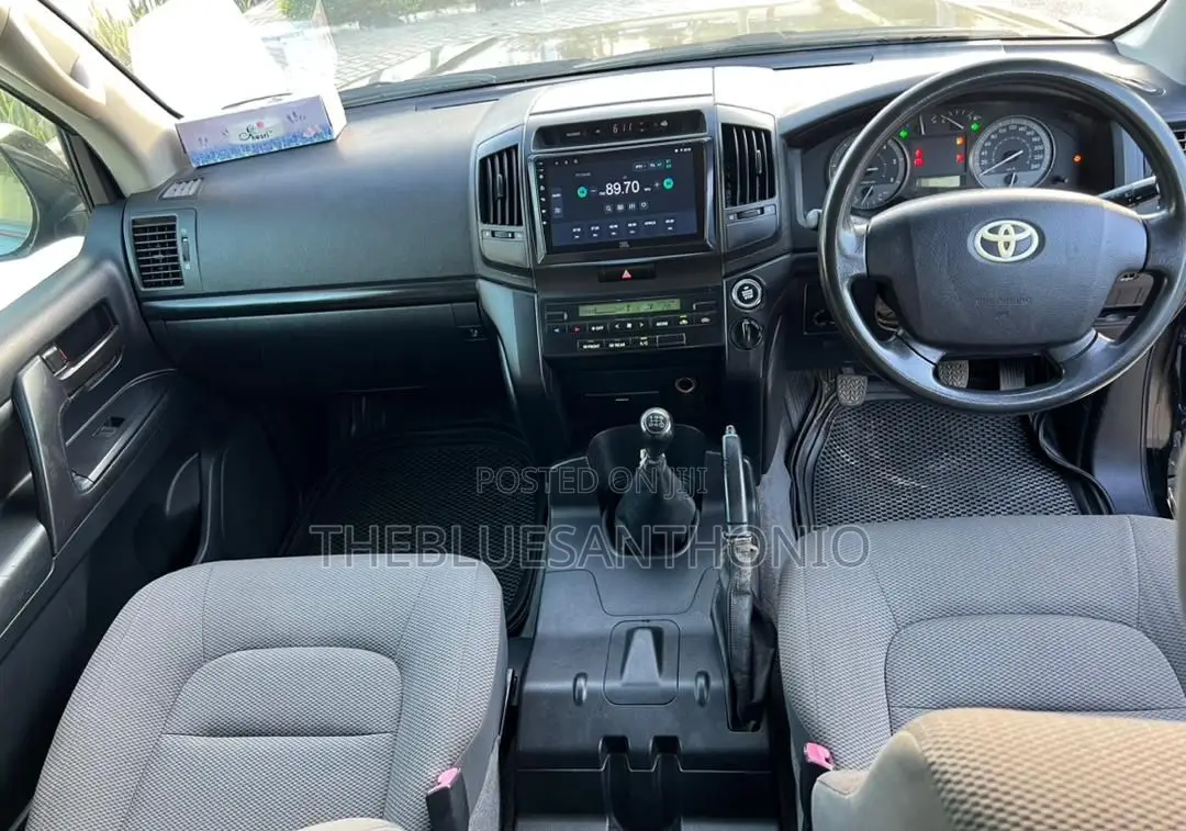 Toyota Land Cruiser 2013 Black