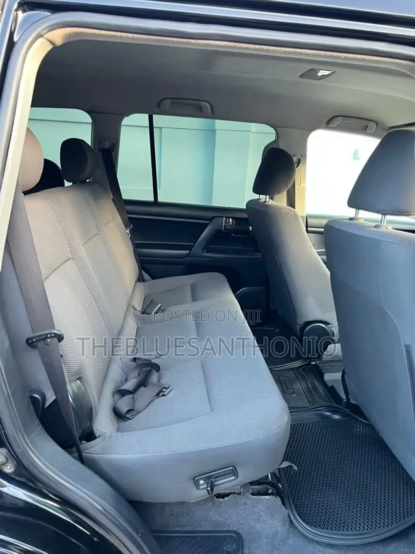Toyota Land Cruiser 2013 Black