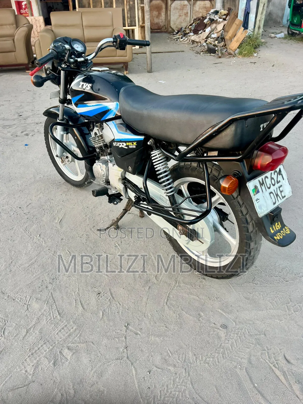 TVS HLX 125 2025 Black