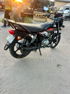 TVS HLX 125 2025 Black