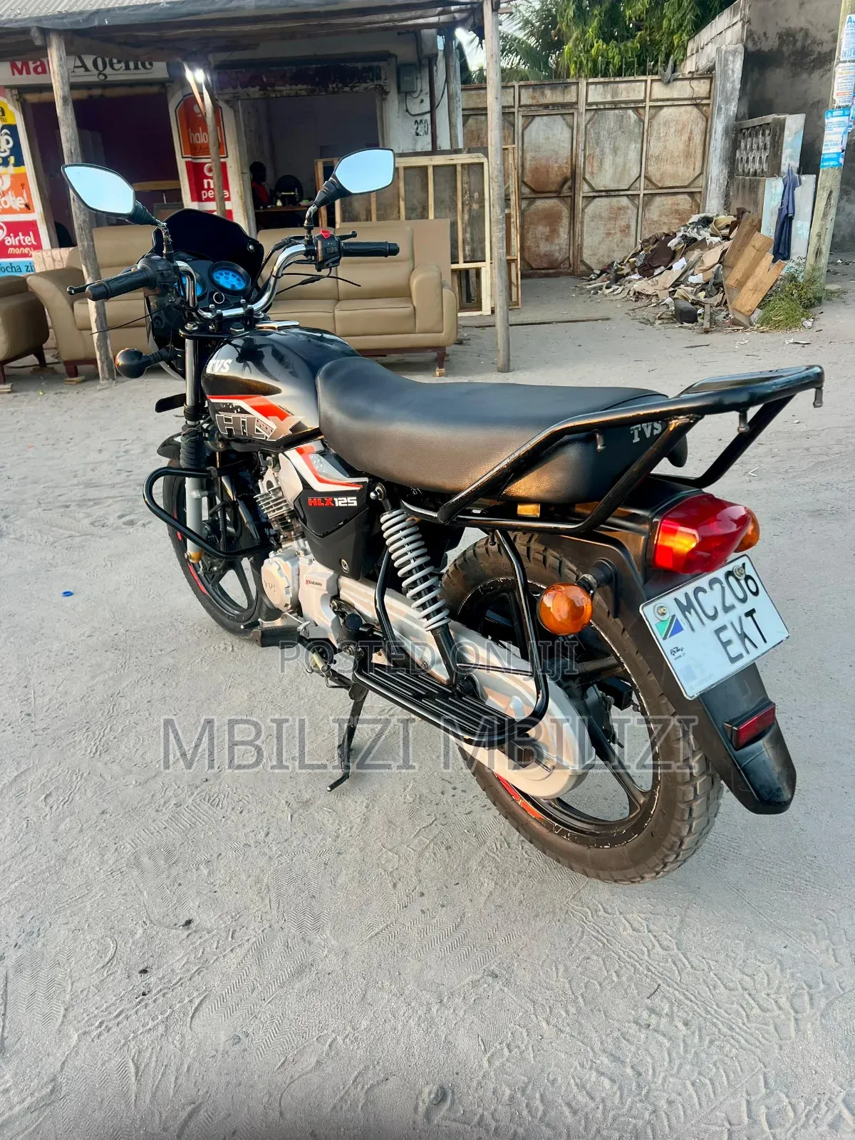 TVS HLX 125 2025 Black