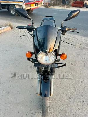 TVS HLX 125 2025 Black