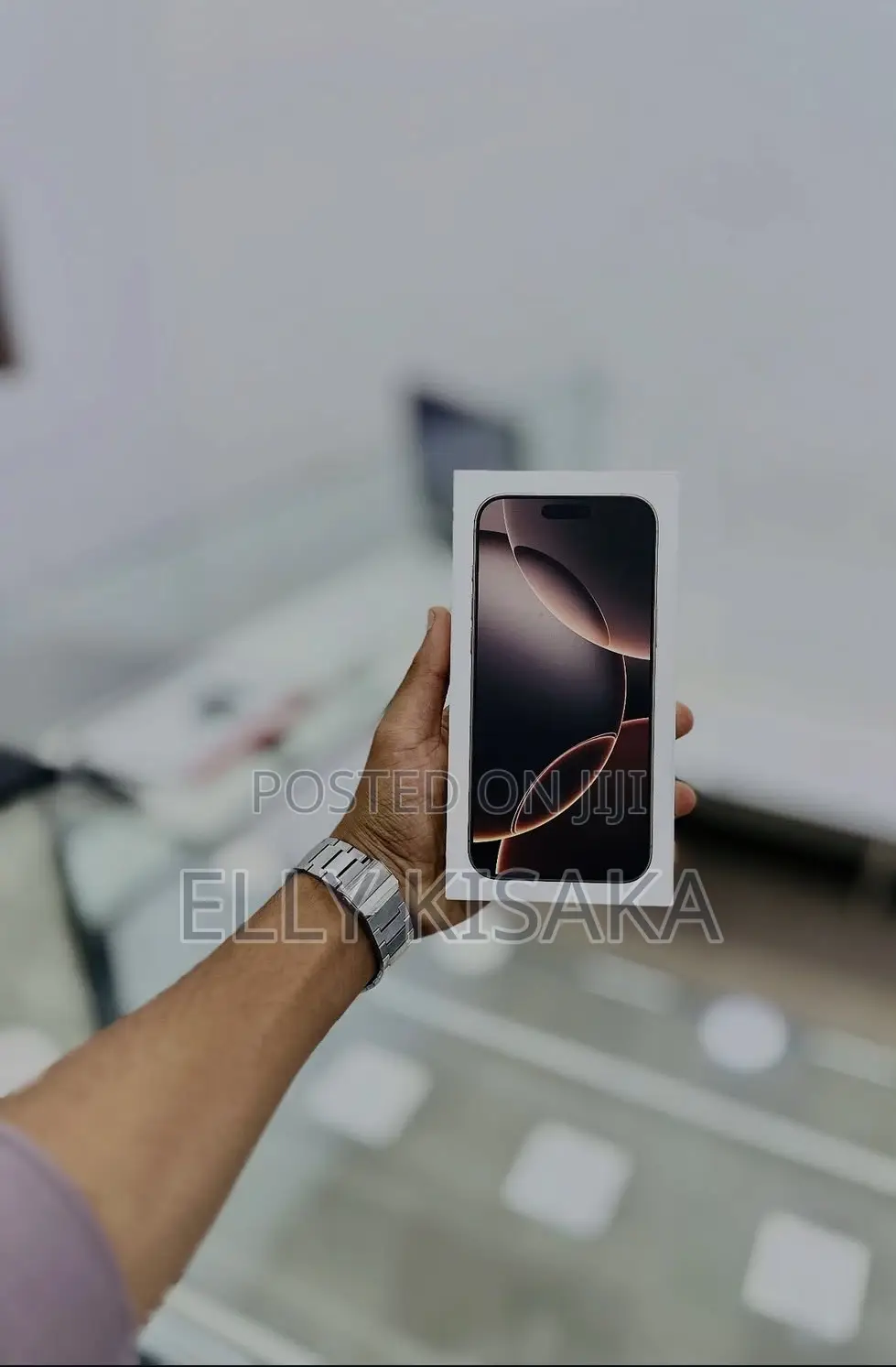 New Apple iPhone 16 Pro Max 256 GB Black