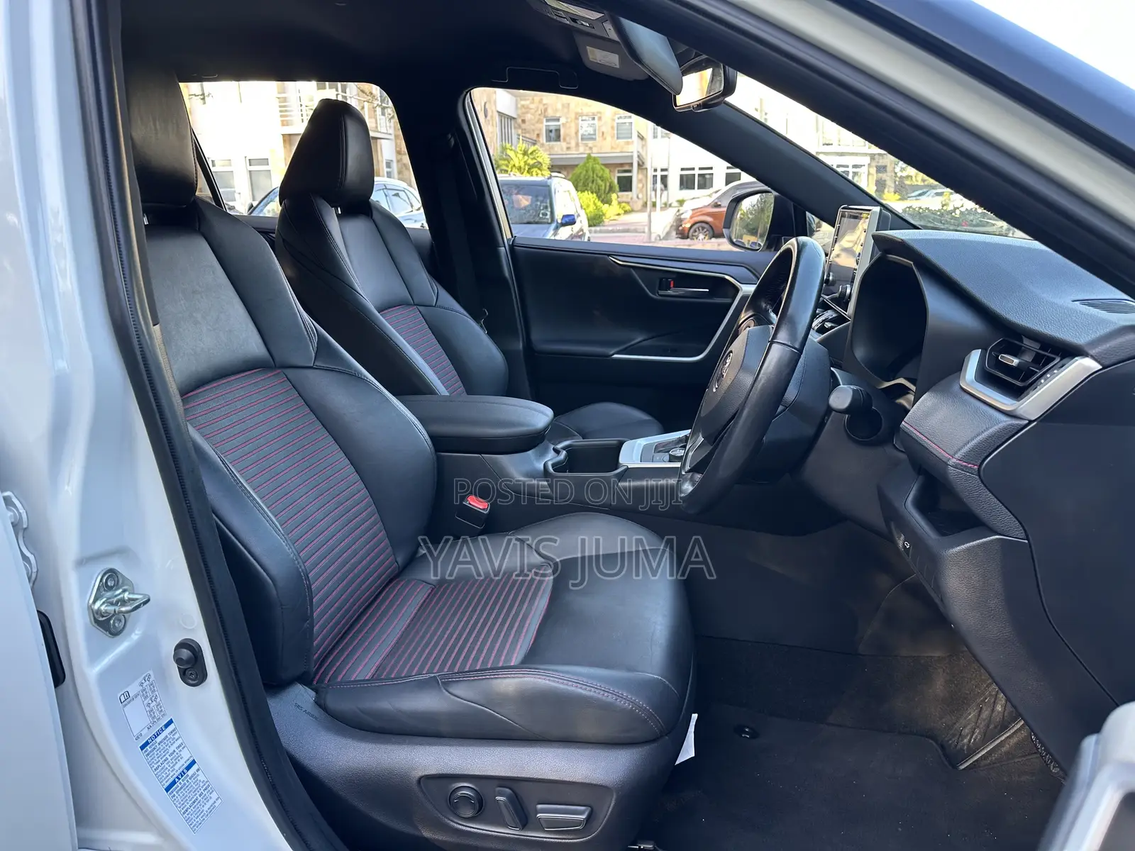 Toyota RAV4 2024 White