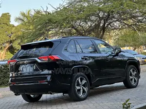 Toyota RAV4 2024 Black