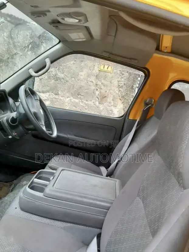 Nissan Civilian 2008 Yellow