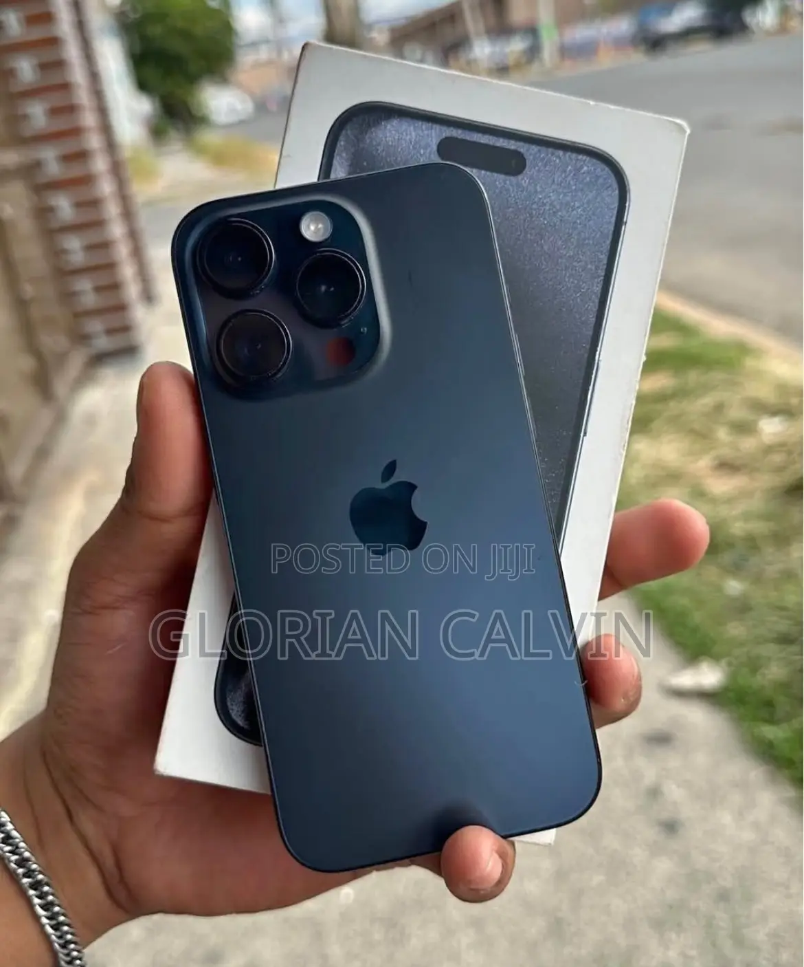New Apple iPhone 15 Pro 128 GB Black