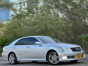 Toyota Crown 2006 Silver