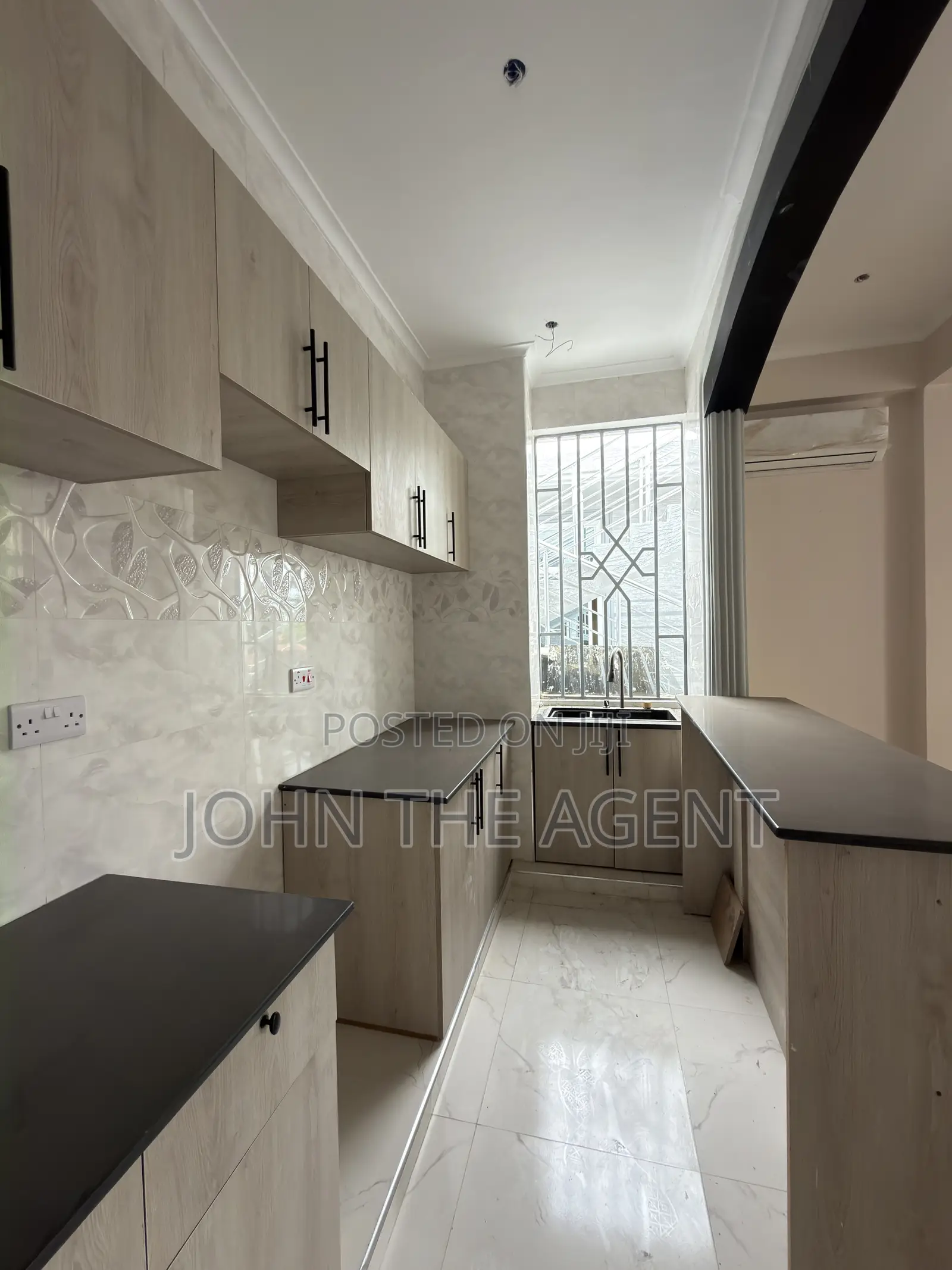10bdrm Apartment in Tabata for sale