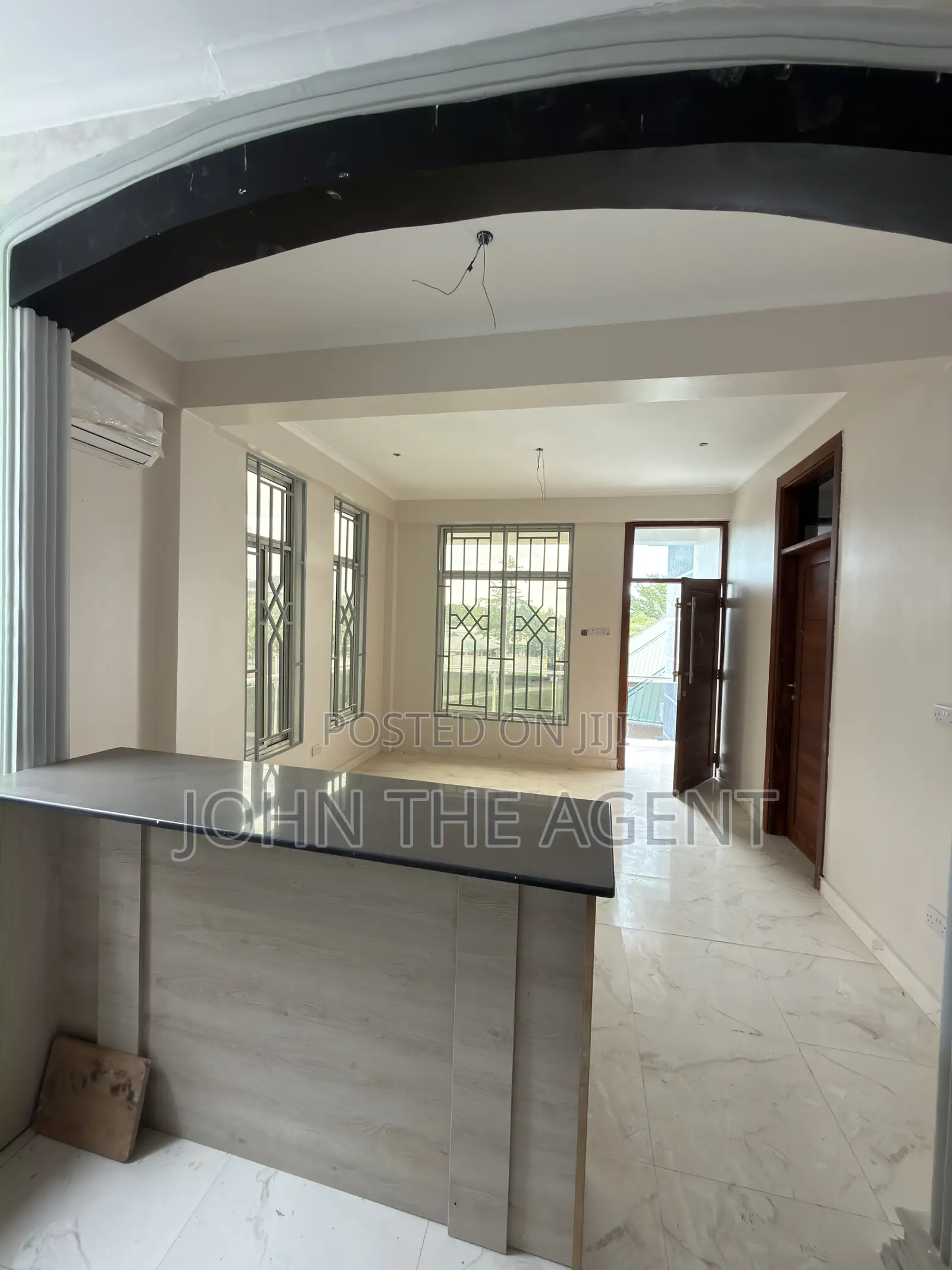 10bdrm Apartment in Tabata for sale
