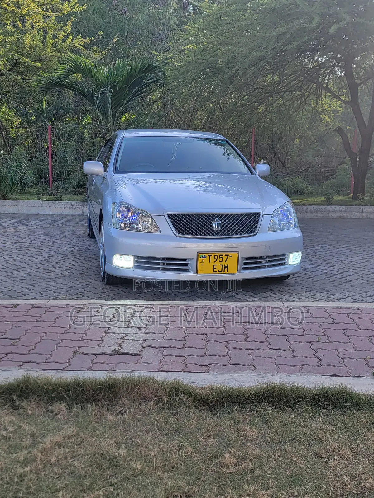 Toyota Crown Royale 2005 Silver