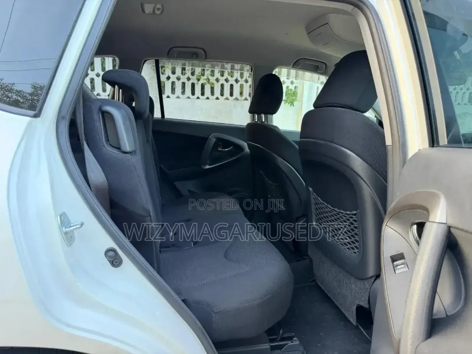Toyota RAV4 2.4 2008 White