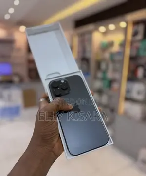 New Apple iPhone 16 Pro Max 256 GB Black